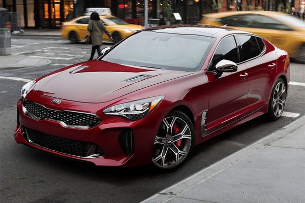 کیا-موتورز-استینگر-2020