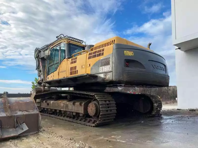 بیل مکانیکی ولوو EC360B