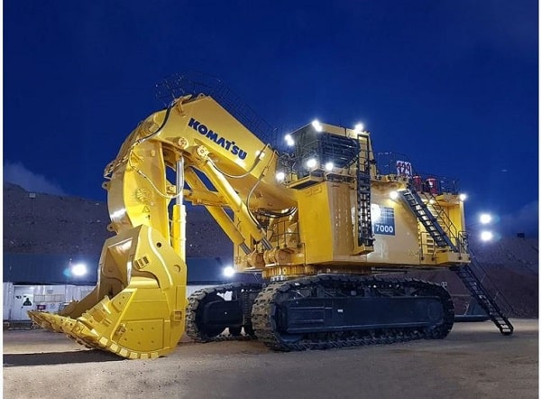 هفتمین بیل مکانیکی غول پبکر جهان ، بیل مکانیکی Komatsu PC7000-11 