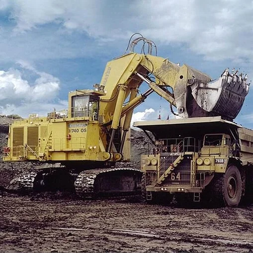 ششمین بیل مکانیکی غول پبکر جهان ، بیل مکانیکی Demag H740