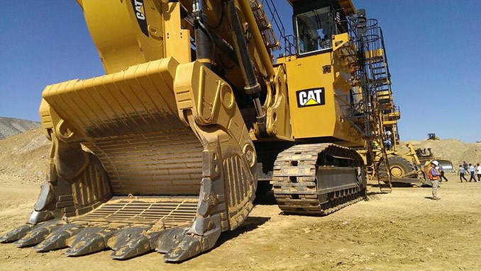 نهمین بیل مکانیکی غول پبکر جهان ، بیل مکانیکی Caterpillar 6060/6060 FS 