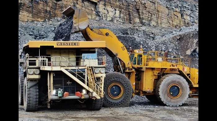غول پیکرترین لودرهای جهان ،لودرکوماتسو L-1850