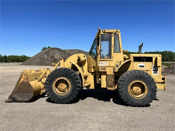 کاترپیلار-950-1970