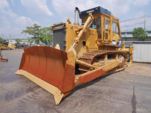 بلدوزر کوماتسو D155A-1