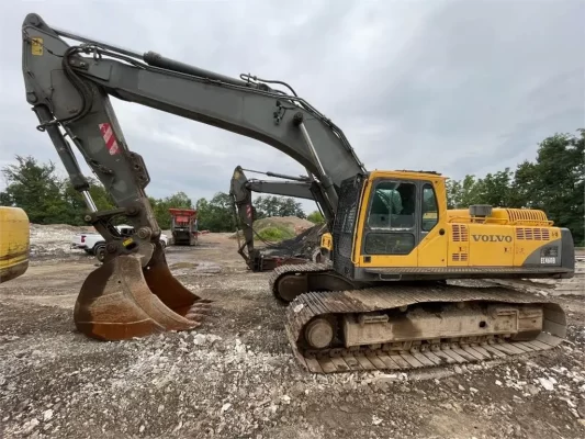 بیل-مکانیکی-ولوو-EC460B-1