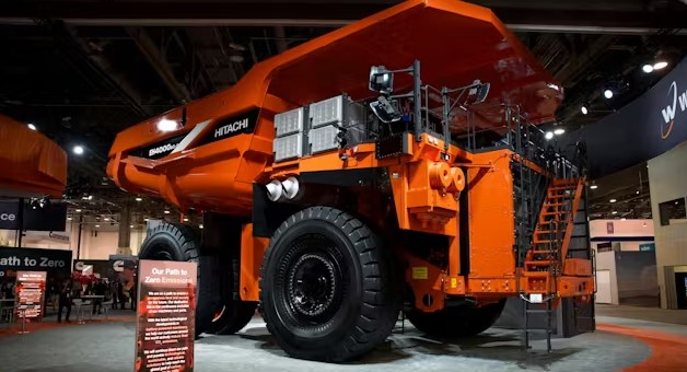 دامپتراک هیتاچی EH4000AC-5