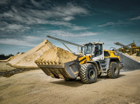 لودر لیبهر L580 XPOWER (1)