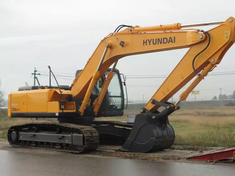 بیل مکانیکی هیوندای R250LC-7