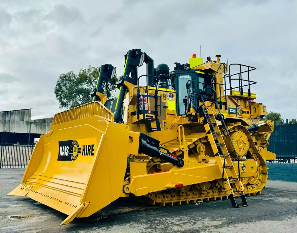 بلدوزر کاترپیلار D10