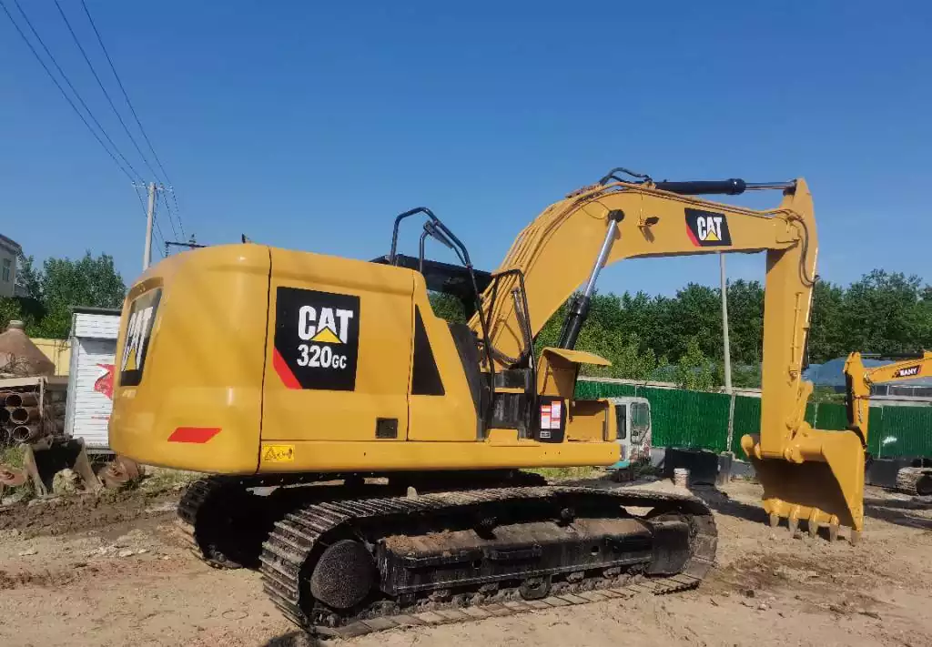 بیل مکانیکی کاترپیلار 320GC