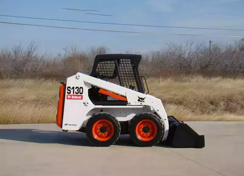 مینی لودر بابکت S130
