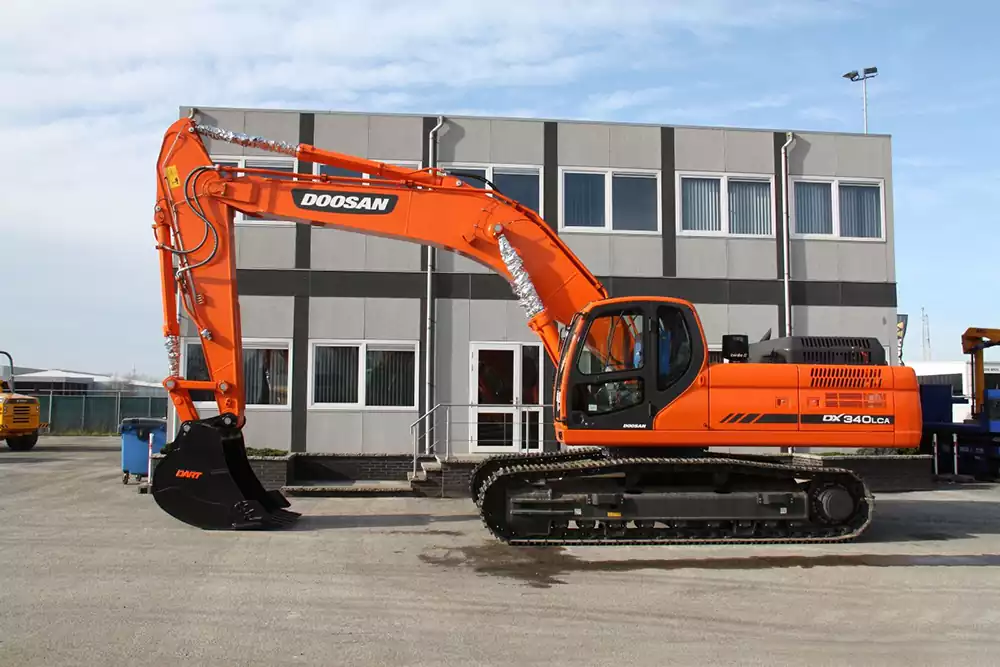 بیل مکانیکی دوسان DX340LCA