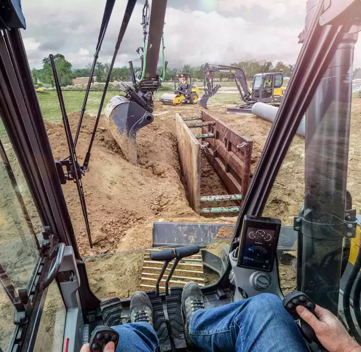 بیل مکانیکی ولوو ECR355E